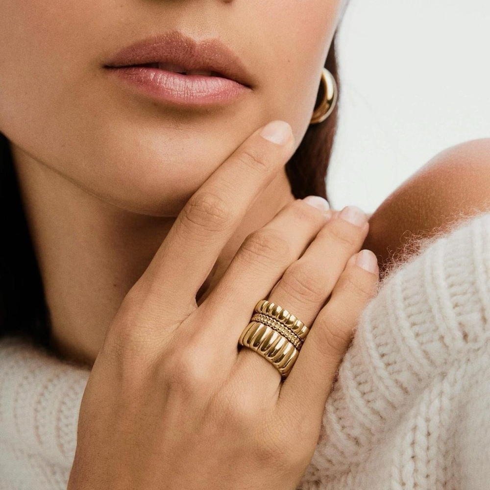 Mejuri 18K Gold Vermeil Charlotte Bold Ring